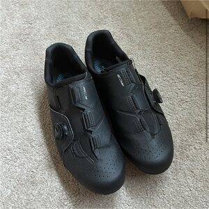 NWT Cycling Shoes